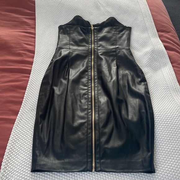 Leather dress - Picture 6 of 9